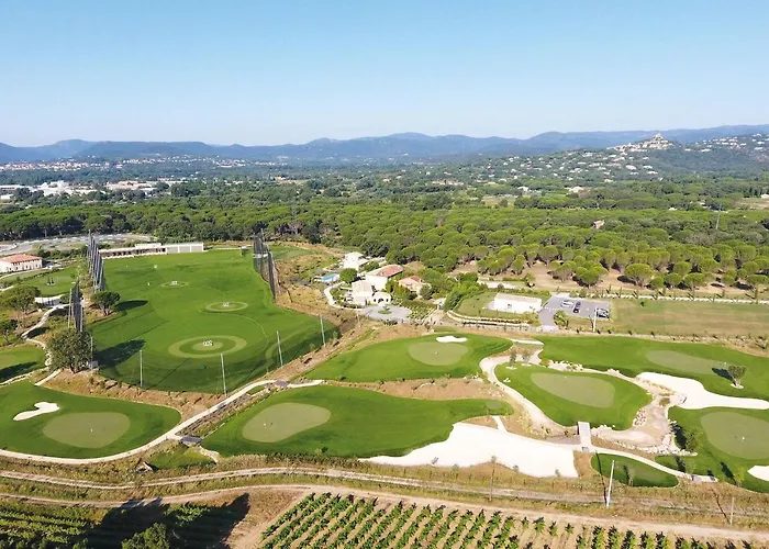 Luxury Apartment In Port Grimaud